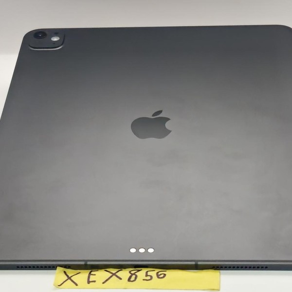 Apple iPad Pro 13 inch (M5) 2025 - Unlocked, 256 GB, Space Black, Apple M5 9-Core, A3361, Standard Glass