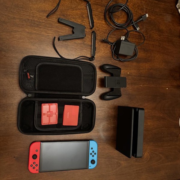 Nintendo Switch - OLED - 64 GB, Black, Super Smash Bros.
