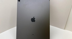 Good
													Apple iPad Pro 12.9" 3rd Gen 2018 - Unlocked, Gray, 256 GB, A2014, photo 4 of 6