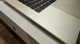 Mint
													MacBook Air 2024 (M3) - 15" - Apple M3, Starlight, 256 GB, 8 GB, 10-core GPU, photo 3 of 9