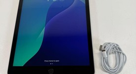 Good
													Apple iPad 9th Gen - Unlocked, Gray, 256 GB, A2603, photo 1 of 2