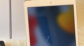Good
													Apple iPad 6th Gen - Unlocked, Gold, 32 GB, A1954, photo 3 of 4