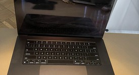 Mint
													MacBook Pro Late 2023 (M3) - 16" - Apple M3 Max 14-core, Black, 1 TB, 36 GB, 30-core GPU, photo 1 of 12