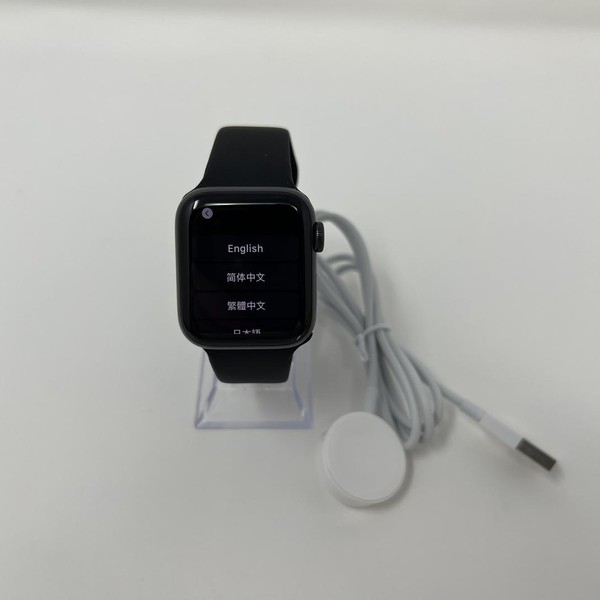 Apple Watch SE 1st Gen 40mm - Unlocked, Gray, A2353 - Cellular, Aluminum