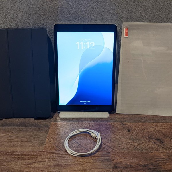 Apple iPad (9th Gen) - Wi-Fi, 64 GB, Silver, A2602