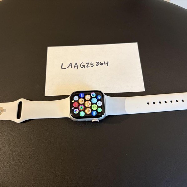 Apple Watch Series 8 41mm - Unlocked, Silver, A2772 - Cellular, Aluminum