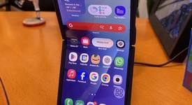 Mint
													Samsung Galaxy Z Flip7 - Unlocked, Blue Shadow, 512 GB, 12 GB, SM-F766U1, photo 2 of 10