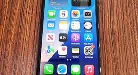 Good
													Apple iPhone SE 3rd Gen 2022 - Unlocked, Midnight, 64 GB, A2595, photo 3 of 7