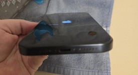 Mint
													Apple iPhone 15 Pro Max - Unlocked Non-US, Black, 256 GB, A3106, photo 2 of 6