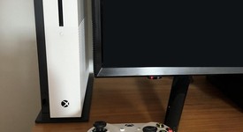 Good
													Xbox One S (2016) - White, 2 TB, photo 1 of 3