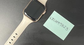 Fair
													Apple Watch SE 1st Gen 40mm - Gold, A2351 - GPS, Aluminum, photo 2 of 10