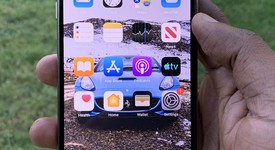 Good
													Apple iPhone Xs Max - Unlocked, Gold, 256 GB, A1921, photo 1 of 17