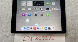 Good
													Apple iPad Pro 9.7" - Unlocked, Gray, 128 GB, A1674, photo 1 of 6