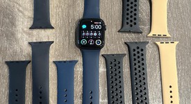 Good
													Apple Watch SE 1st Gen 44mm - Gray, A2352 - GPS, Aluminum, photo 3 of 6