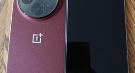 Good
													OnePlus Open - Unlocked, Red, 1 TB, 16 GB, Apex Edition, photo 2 of 11