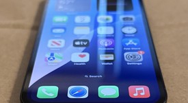 Mint
													Apple iPhone 13 - Unlocked, Midnight, 128 GB, A2482, photo 5 of 9