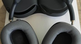 Used
													Apple AirPods Max USB-C - Midnight, photo 3 of 4