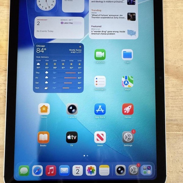 Apple iPad (10th Gen) - Unlocked, 64 GB, Silver, A2757