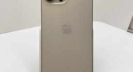 Good
													Apple iPhone 13 Pro Max - Unlocked, Gold, 256 GB, A2484, photo 3 of 8