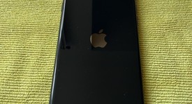 Good
													Apple iPhone SE 2nd Gen 2020 - Unlocked, Black, 64 GB, A2275, photo 4 of 9