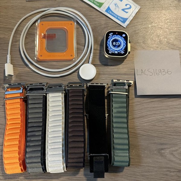 Apple Watch Ultra 2 49mm - Unlocked, Natural, A2986