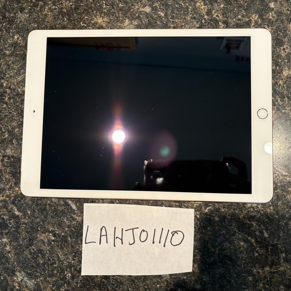Apple iPad (7th Gen) - Verizon, 32 GB, Gold, A2200
