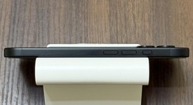 Mint
													Apple iPhone 16 - Unlocked, Black, 128 GB, A3081, photo 5 of 8