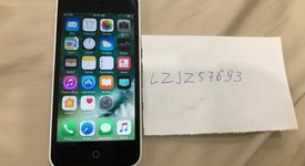 Good
													Apple iPhone 5C - Unlocked, White, 16 GB, A1532, GSM, photo 1 of 3