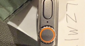 Good
													Apple Watch Ultra 49mm - Verizon, Titanium, A2622, photo 4 of 7