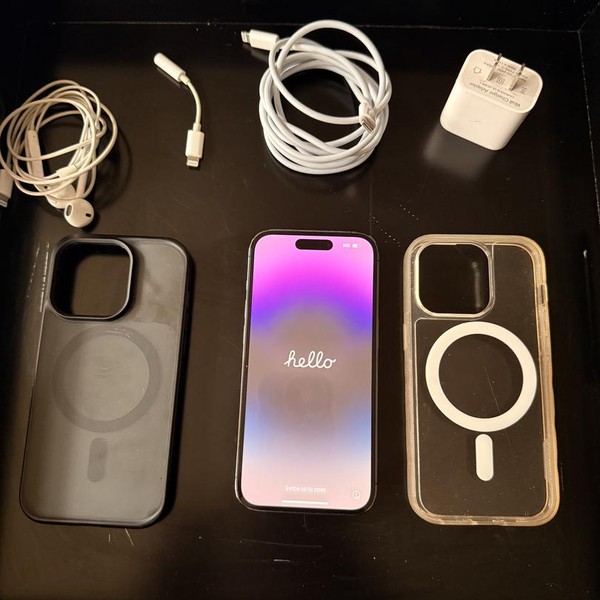 Apple iPhone 14 Pro - Unlocked, 256 GB, Purple, A2650