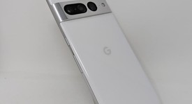 Good
													Google Pixel 7 Pro - Unlocked, Snow, 128 GB, 12 GB, GE2AE, photo 4 of 9