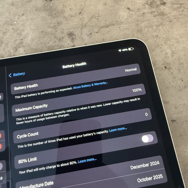 Apple iPad Pro 13 inch (M4) 2024 - Wi-Fi, 256 GB, Silver, 8 GB, A2925, Standard Glass