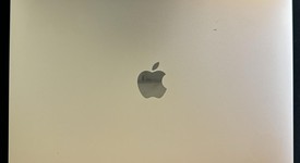 Fair
													MacBook Air 2020 - 13" - I5, Gold, 512 GB, 8 GB, photo 2 of 7