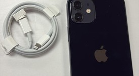 Mint
													Apple iPhone 12 - Unlocked, Black, 64 GB, A2172, photo 5 of 6
