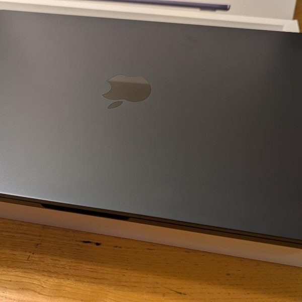 MacBook Air 2025 (M4) - 15 inch - 256 GB, Midnight, 16 GB, Apple M4