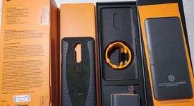 Mint
													OnePlus 7T Pro 5G - T-Mobile, Orange, 256 GB, 12 GB, HD1925, McLaren Edition, photo 3 of 4