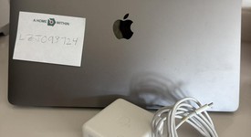 Good
													MacBook Pro 2019 - 15" - I9, Gray, 1 TB, 16 GB, photo 3 of 4