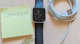 Fair
													Apple Watch Series 7 41mm - Unlocked, Starlight, A2475 - Cellular, Aluminum, photo 1 of 10