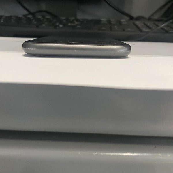 Apple iPhone 11 - Unlocked, 64 GB, Black, A2111