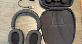 Used
													Sony WH-1000XM5 - Black, photo 1 of 3