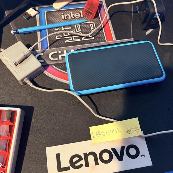 New Nintendo 2DS XL - Black, 1 GB