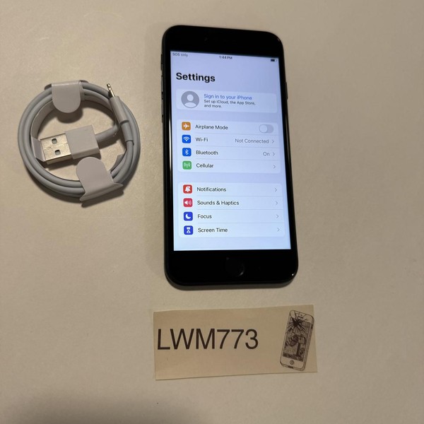 Apple iPhone SE 3rd Gen 2022 - Unlocked, 64 GB, Midnight, A2595