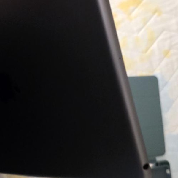 Apple iPad 7th Gen - Wi-Fi, 128 GB, Gray, A2197