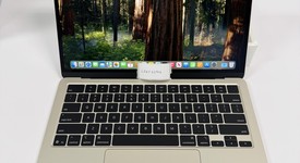 Mint
													MacBook Air 2025 (M4) - 13" - Apple M4, Starlight, 256 GB, 16 GB, photo 3 of 10