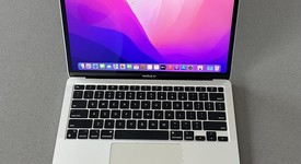Good
													MacBook Air 2020 - 13" - Apple M1, Silver, 256 GB, 8 GB, photo 1 of 18