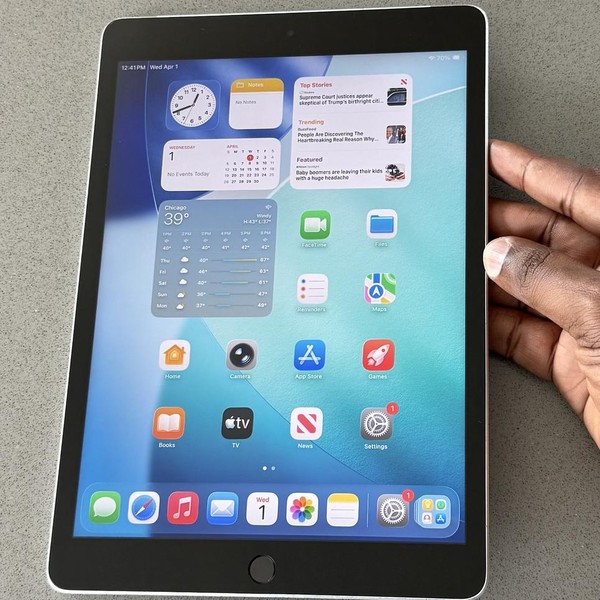 Apple iPad 9th Gen - Unlocked, 64 GB, Silver, A2603