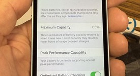 Good
													Apple iPhone SE 1st Gen 2016 - Unlocked, Grey, 32 GB, A1723, photo 2 of 6