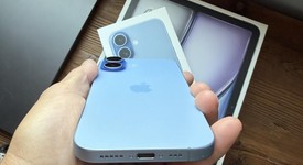 Mint
													Apple iPhone 17 - Unlocked, Mist Blue, 256 GB, A3258, photo 4 of 7