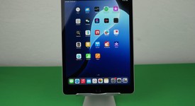 Good
													Apple iPad 9th Gen - Unlocked, Silver, 64 GB, A2603, photo 3 of 10