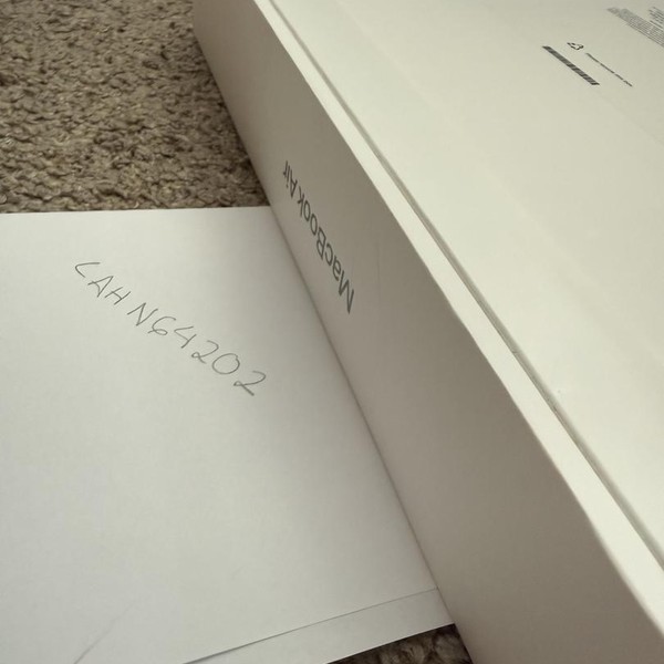 MacBook Air 2024 (M3) - 15 inch - 256 GB, Silver, 16 GB, Apple M3, 10-core GPU